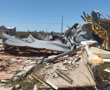 Paraná coloca presos para reconstruir escolas e Apae de Rio Bonito do Iguaçu