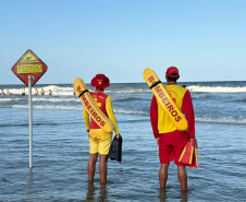 Corpo de Bombeiros reforça efetivo no Litoral e alerta para cuidados contra afogamentos