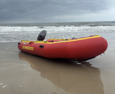 Cadetes reforçam efetivo de salvamento do Corpo de Bombeiros no Verão Maior no litoral