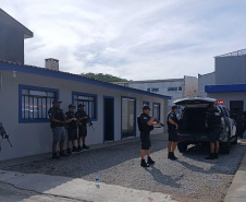 PMPR e Polícia Penal cumprem mandado de prisão por tráfico de drogas em Guaratuba