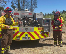 Bombeira paranaense conclui curso no Chile e projeta avanços contra incêndios florestais