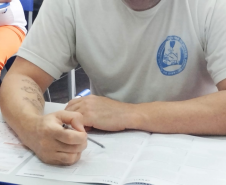 Enem PPL 2025 mobiliza mais de 7,6 mil pessoas privadas de liberdade no Paraná