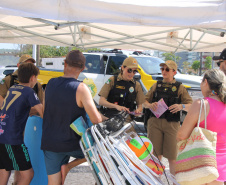 Verão Maior: PMPR promove ação de conscientização pela prevenção da violência contra a mulher
