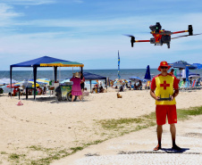 Com drones de alta tecnologia, bombeiros reforçam prevenção a afogamentos