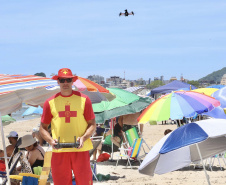 Com drones de alta tecnologia, bombeiros reforçam prevenção a afogamentos