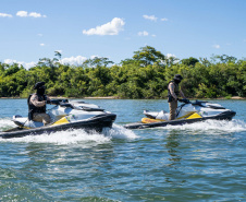 Por terra e água, forças de segurança garantem verão tranquilo no Noroeste