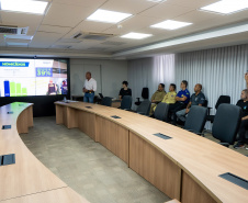 FEMINICÍDIOS EM QUEDA – Outro destaque foi na diminuição de 20% nos feminicídios (de 109 para 87 casos). O Paraná registrou taxa de 0,73/100 mil habitantes em 2025, de acordo com o Sinesp, uma das menores do Brasil ao lado de São Paulo, Amazonas, Santa Catarina, Rio Grande do Sul, Minas Gerais, Rio de Janeiro, Ceará e Rio Grande do Norte.  Na contramão do aumento de ocorrências no País, algumas cidades paranaenses ainda reduziram drasticamente os casos de feminicídio. Em Londrina, a redução foi de 80% (5 em