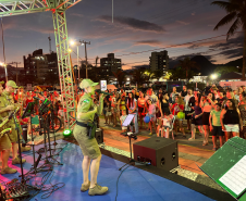 Música, interação e segurança: PMPR anima a noite de Caiobá