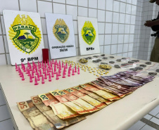 PMPR prende dois homem em flagrante e apreende 342 porções de drogas em Matinhos