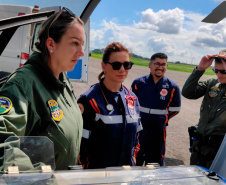 Helicóptero Arcanjo 01 transporta recém-nascida no Verão Maior Paraná