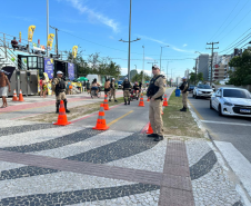 PMPR realiza ação educativa sobre uso de patinetes elétricos e ciclomotores em Matinhos 