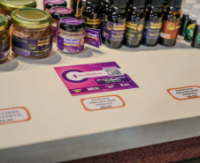 Ação do Programa Mulher Segura orienta moradores e turistas em Morretes