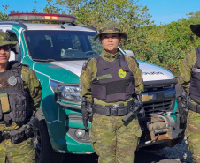 Batalhão Ambiental reforça ações para proteger a restinga do Litoral durante a temporada