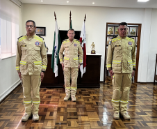 Corpo de Bombeiros recebe visita de sargento promovido por ato de bravura