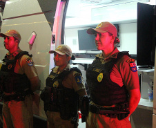 PMPR mantém presença estratégica durante programação de carnaval em Pontal do Paraná