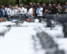 Ratinho Junior entrega 243 drones para monitoramento aéreo das forças de segurança do Paraná