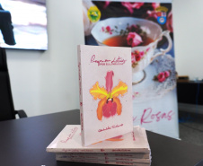 PMPR promove encontro “Chá de Rosas” e debate identidade feminina entre policiais militares