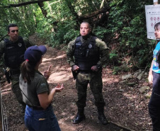 PMPR e IAT multam 15 pessoas por acesso irregular ao Pico Paraná em um dia