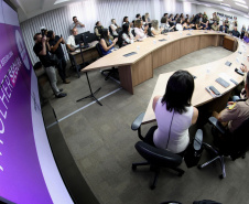 Paraná expande monitoração eletrônica e lança aplicativo para combater violência contra as mulheres