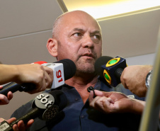 Paraná expande monitoração eletrônica e lança aplicativo para combater violência contra as mulheres