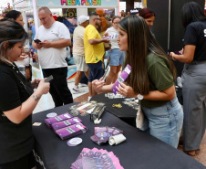 Sinal silencioso que salva vidas integra ação da Segurança Pública no Mês da Mulher