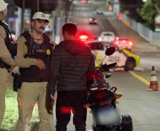 PMPR apreende mais de 2 toneladas de maconha e recupera 39 veículos em operações no Estado