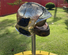 Bombeiros inauguram memorial em Almirante Tamandaré em homenagem aos militares tombados em serviço