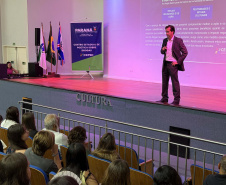 Secretaria da Segurança Pública leva palestras sobre proteção às mulheres à RMC