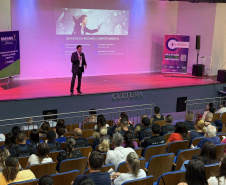 Secretaria da Segurança Pública leva palestras sobre proteção às mulheres à RMC