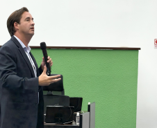 Estado reúne autoridades em Pinhais para fortalecer proteção à mulher e prevenção às drogas