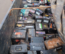 PMPR apreende quase 12 toneladas de baterias e detém motorista por crime ambiental em Vitorino