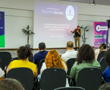 Missão Paraná: Colombo recebe palestras sobre proteção às mulheres e prevenção ao uso de drogas