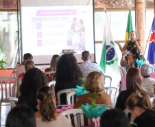 Palestra em Mandaguari fortalece integração entre comunidade e forças de segurança no combate à violência contra a mulher