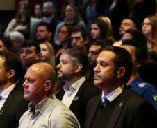 Posse de 136 novos peritos e técnicos reforça atuação da Polícia Científica do Paraná