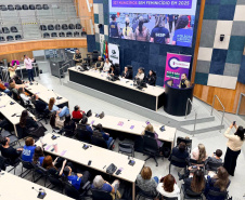 Câmara Municipal de Londrina recebe roda de conversa do Programa Mulher Segura