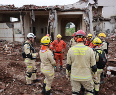 Bombeiros do Paraná participam de simulado com corporações de SC e RS para resposta a desastres