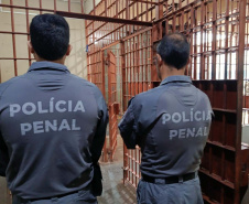 1.049 policiais penais são promovidos no Paraná após modernização da carreira