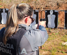 Polícia Penal do Paraná capacita 773 servidores para o uso de novas pistolas Glock G17
