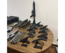 PCPR intercepta drogas e armas avaliadas em R$ 22 milhões em Campo Largo