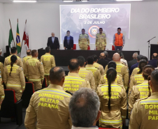 Paraná celebra Dia Nacional do Bombeiro em cerimônia com entrega de homenagens