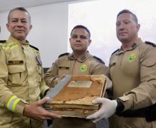 Paraná celebra Dia Nacional do Bombeiro em cerimônia com entrega de homenagens