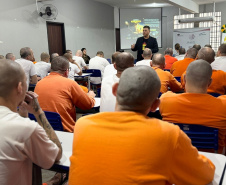 Aula Magna do Projeto A Liberdade Tem Asas leva ensino superior a mais de 400 apenados no Paraná