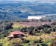 A Coordenadoria de Proteção e Defesa Civil do Paraná elaborou um modelo de Plano de Contingência Municipal de Barragens para orientar gestores das cidades incluídas em áreas de impacto direto em caso de acidentes de barragens. A iniciativa é pioneira no Brasil. Integram a lista 65 municípios paranaenses, que abrigam barragens para uso de geração de energia.   -  Curitiba, 01/02/2019  -  Foto:  Divulgação Copel