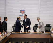 Governador Carlos Massa Ratinho Jr acompanha o balanço da operação verão junto com o secretário de segurança general Luiz Felipe Carbonell.Foto de Gilson Abreu/ANPr14.03.2019