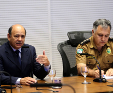 Governador Carlos Massa Ratinho Jr acompanha o balanço da operação verão junto com o secretário de segurança general Luiz Felipe Carbonell.Foto de Gilson Abreu/ANPr14.03.2019