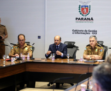 Governador Carlos Massa Ratinho Jr acompanha o balanço da operação verão junto com o secretário de segurança general Luiz Felipe Carbonell.Foto de Gilson Abreu/ANPr14.03.2019