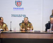 Governador Carlos Massa Ratinho Jr acompanha o balanço da operação verão junto com o secretário de segurança general Luiz Felipe Carbonell.Foto de Gilson Abreu/ANPr14.03.2019