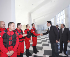 O governador Carlos Massa Ratinho Junior homenageou, nesta segunda-feira (1/4) bombeiros do Estado e profissionais de outras áreas enviados pelo Paraná para apoio aos trabalhos em Brumadinho (MG), após o rompimento da barragem da Mina do Feijão. Curitiba, 01-04-19.Foto: Arnaldo Alves / ANPr.