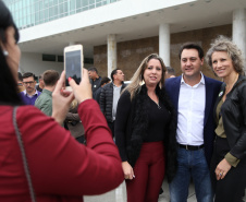 O governador Carlos Massa Ratinho Junior entregou nesta quarta-feira armas, rádios comunicadores e veículos de escolta ao Departamento Penitenciário do Paraná (Depen). O objetivo é equipar e modernizar o sistema prisional do Estado. Curitiba, 08/05/2019. Foto: José Fernando Ogura/ANPr
