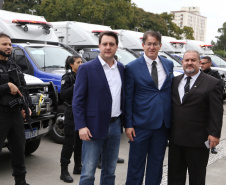 O governador Carlos Massa Ratinho Junior entregou nesta quarta-feira armas, rádios comunicadores e veículos de escolta ao Departamento Penitenciário do Paraná (Depen). O objetivo é equipar e modernizar o sistema prisional do Estado. Curitiba, 08/05/2019. Foto: José Fernando Ogura/ANPr